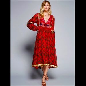 🌹 FREE PEOPLE Bold blooms embroidered dress 🌹